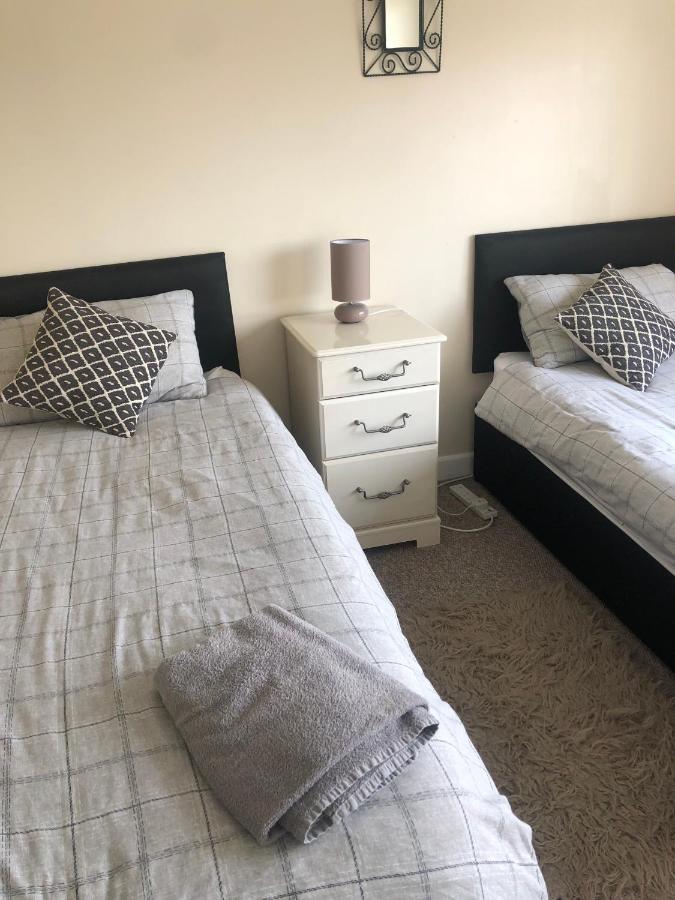 8 Pickering Road Βίλα Τέλφορντ Εξωτερικό φωτογραφία