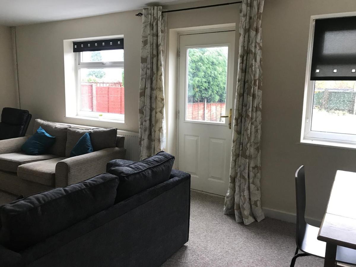 8 Pickering Road Βίλα Τέλφορντ Εξωτερικό φωτογραφία
